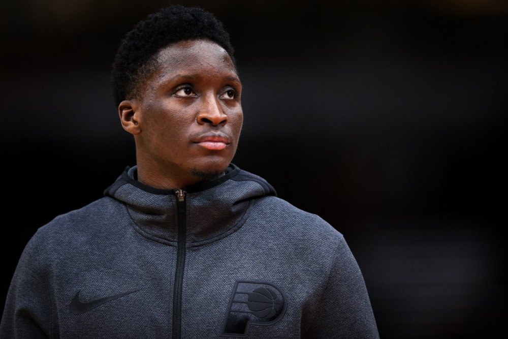 积极拼抢 积极拼抢