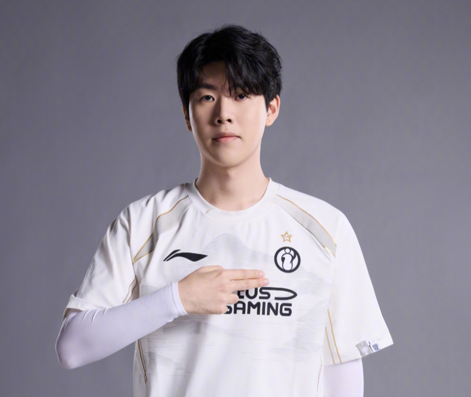 一旦与中场 一旦与中场