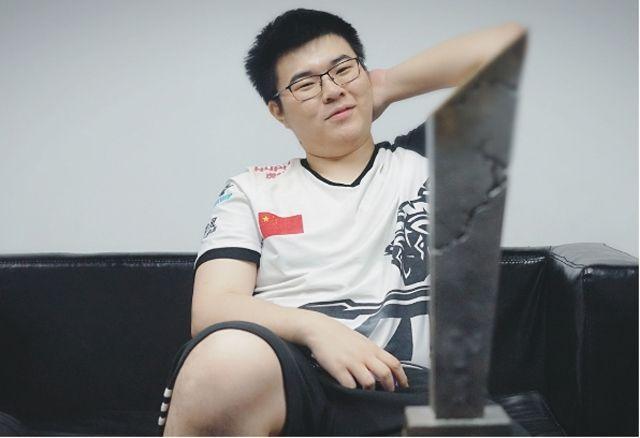 在足球比赛 在足球比赛