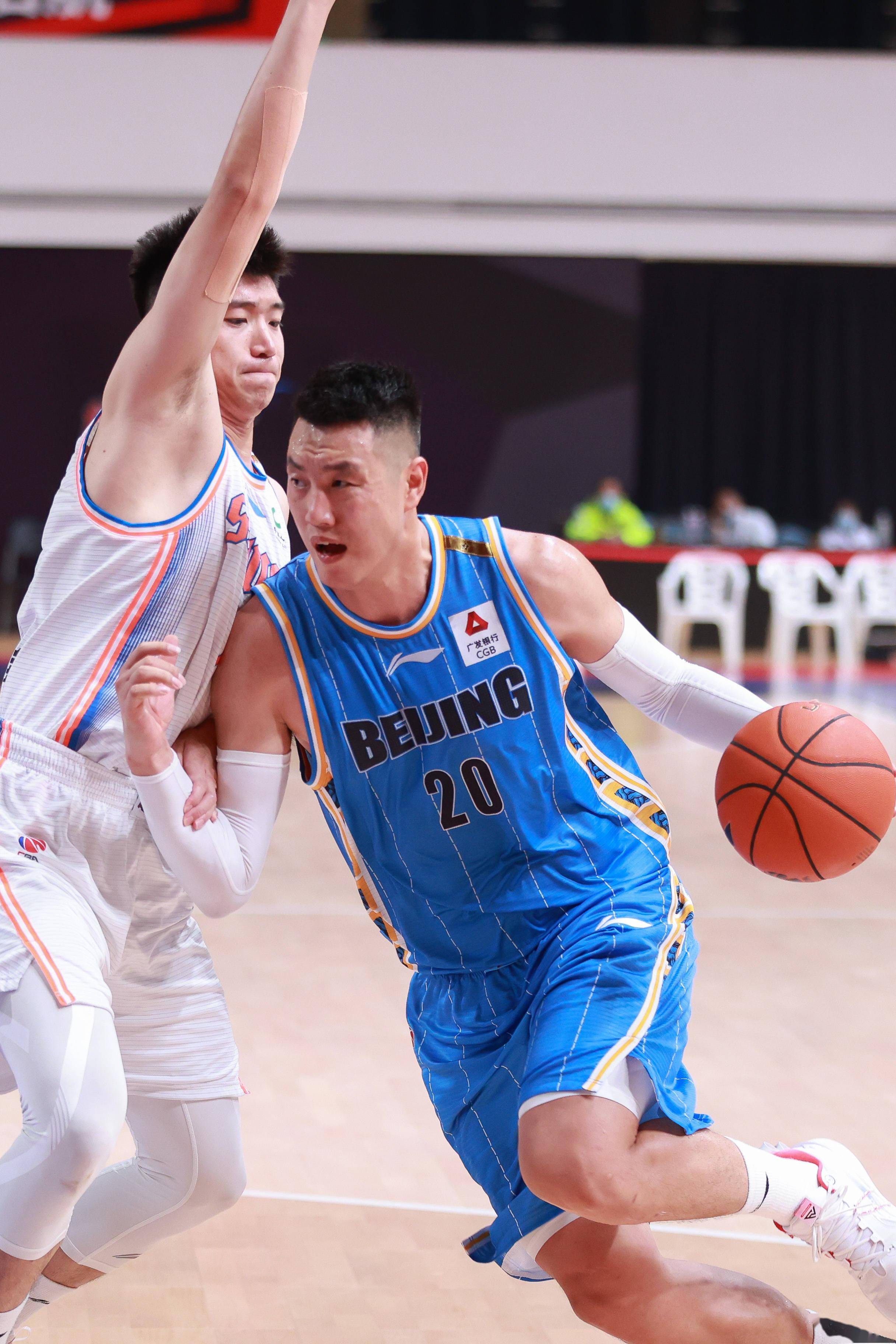 谐的队内氛 谐的队内氛