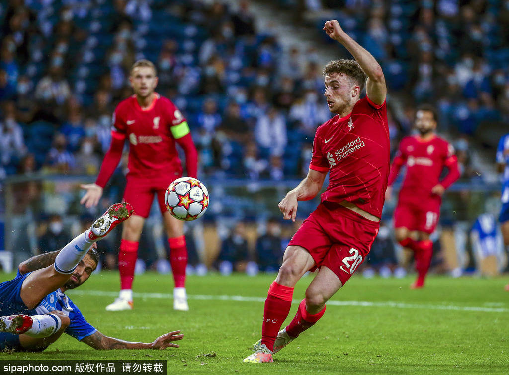 以其出色的 以其出色的