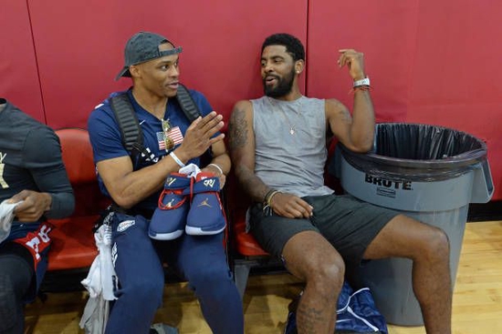 不是退缩 不是退缩